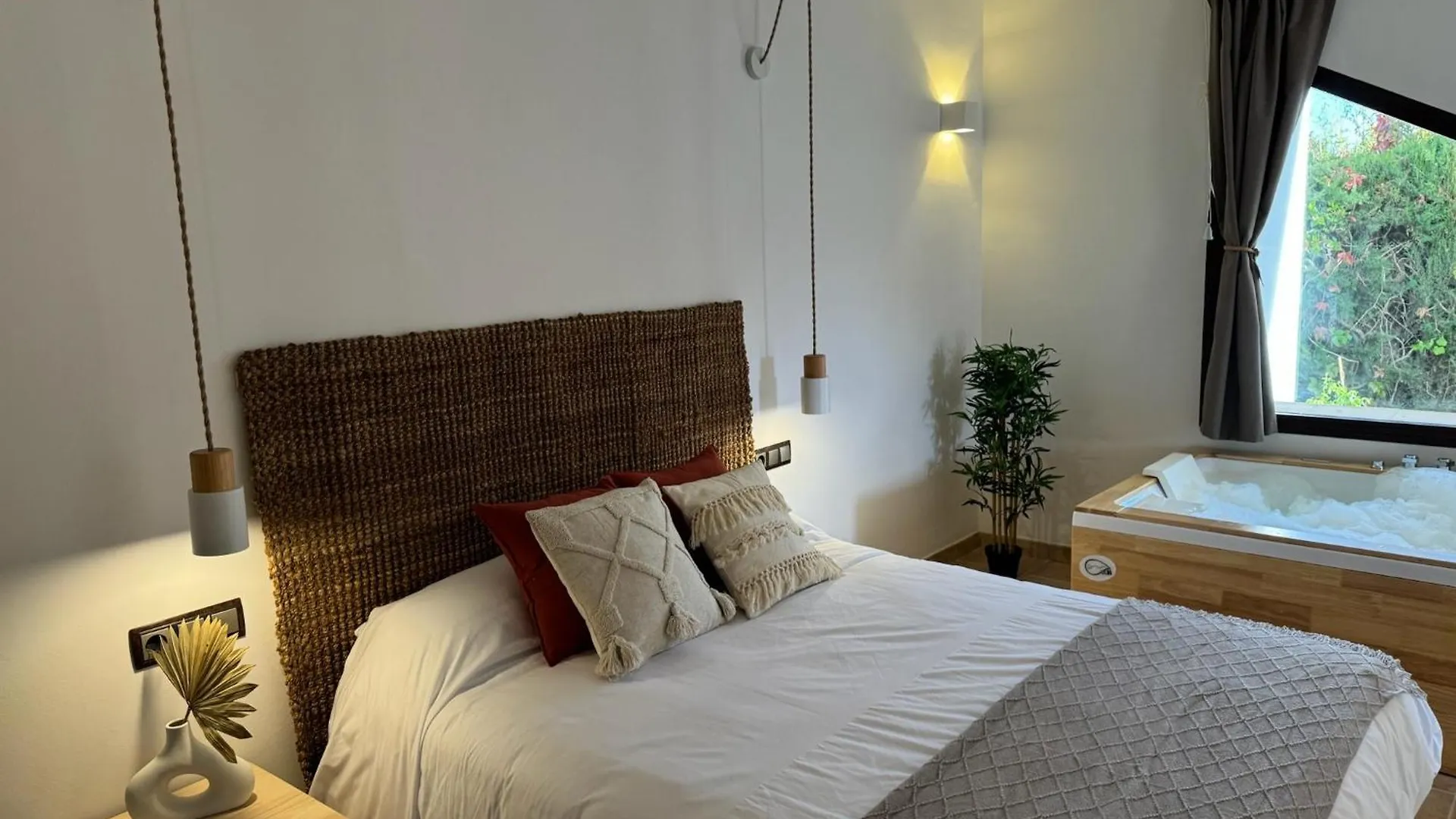 Kaukaba-Apartamentos Rurales- Adults Only contacts
